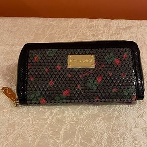 Betsey Johnson Sequin Rose Wallet EUC